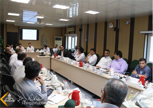 بازدید مدیر عامل و هیت همراه از منطقه عملیاتی سرخون و گشوی جنوبی. 6