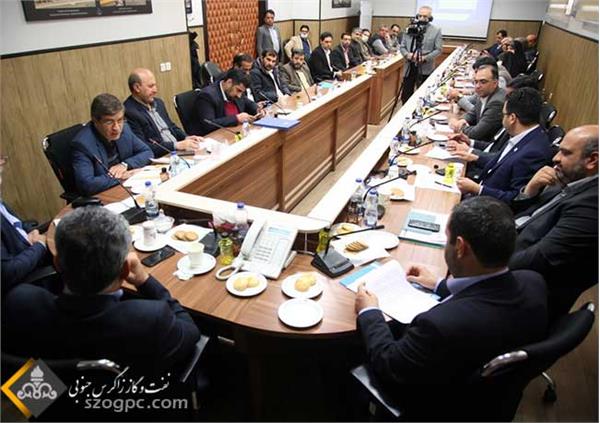 آیین معارفه و تکریم فرمانده جدید پایگاه بسیج حضرت ولیعصر(عج) نفت مناطق مرکزی ایران 14