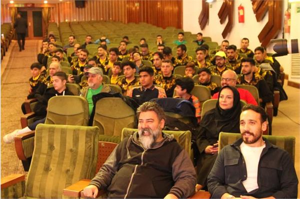 آیین اختتامیه مسابقات فرزندان پسر ۲۵ سال و پایین تر شرکت ملی نفت ایران 8