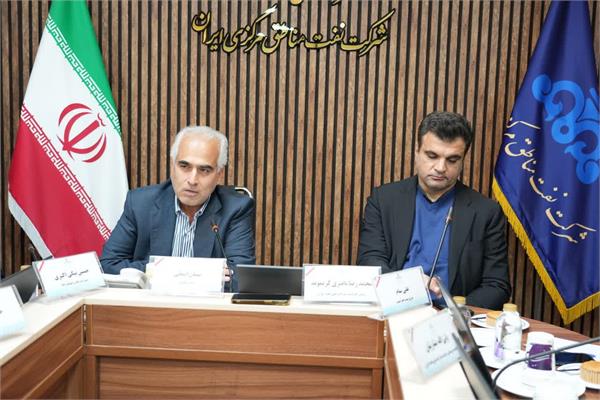 آیین معارفه و تکریم روسای جدید و سابق حراست نفت مناطق مرکزی ایران 21