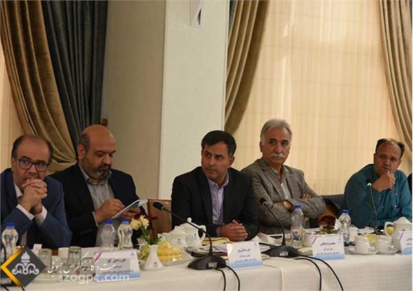 جلسه پیش بینی بهره دهی چاه های شرکت بهره برداری نفت و گاز شرق 12