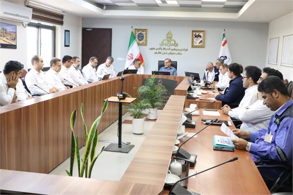 دیدار نوروزی مدیر عامل با کارکنان منطقه عملیاتی نار و کنگان 16