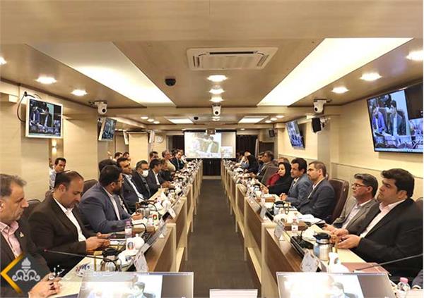 تکریم مدیریت امور فنی شرکت بهره‌برداری نفت و گاز زاگرس جنوبی 12