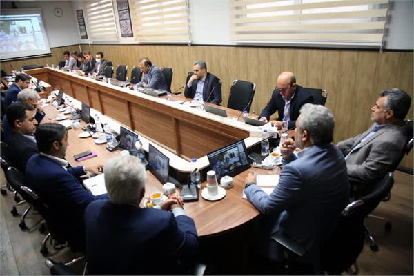 جلسه بررسی و ارائه راهکارهای حل مسائل مدیریت مالی شرکت نفت مناطق مرکزی ایران 8