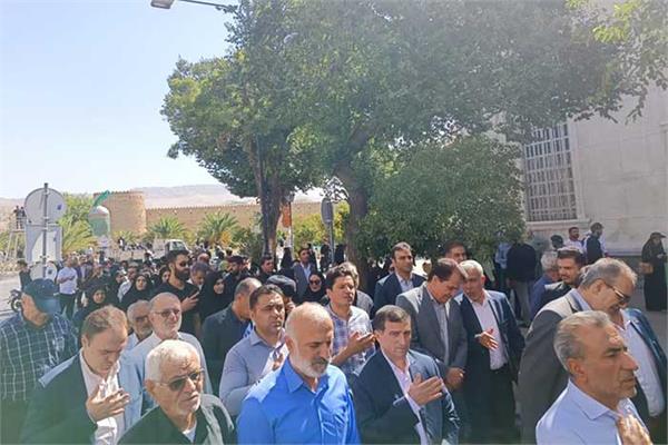 مراسم تشییع شهدای عملیات تروریستی حرم مطهر شاهچراغ (ع) 8