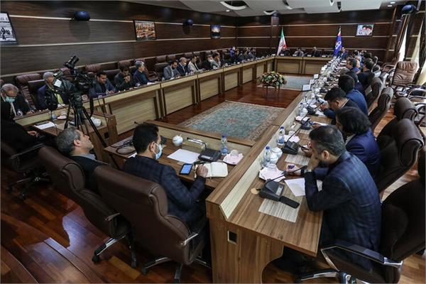 نشست هم‌اندیشی مدیران روابط عمومی صنعت نفت با سخنگوی دولت 8