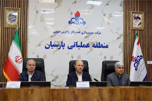 بازدید مدیر عامل شرکت بهره‌برداری نفت و گاز زاگرس جنوبی و هیات همراه از مناطق عملیاتی 9
