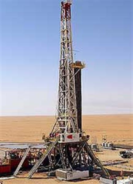 با هدف نگهداشت توان تولید انجام می شود حفاری ٣٠ حلقه چاه نفت و گاز در مناطق مرکزی ایران