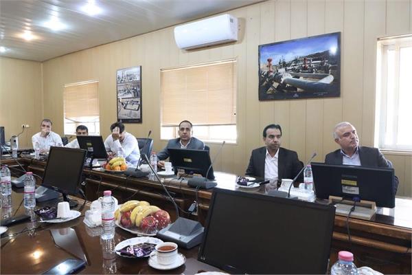 بازدید مدیرعامل و جمعی از مدیران و روسای اداری از ناحیه آغار 16