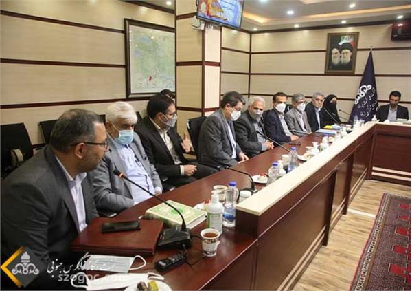 برگزاری جلسه معارفه سرپرست مدیریت برنامه ریزی شرکت نفت مناطق مرکزی ایران 3