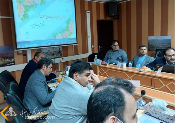 برگزاری اولین نشست تخصصی چالش های حوزه بهداشت و درمان شرکت نفت مناطق مرکزی ایران 4