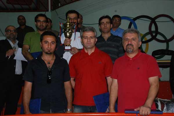 دهمین دوره مسابقات والیبال 3