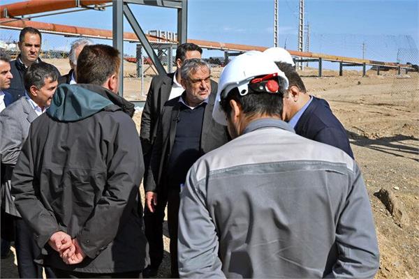 بازدید مدیرعامل شرکت ملی نفت ایران از میدان گازی توس 5