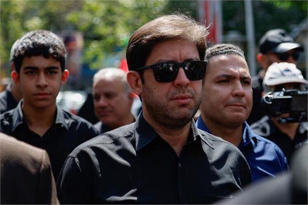 حضور وزیر نفت در مراسم تشییع آقای شهید ایران 3