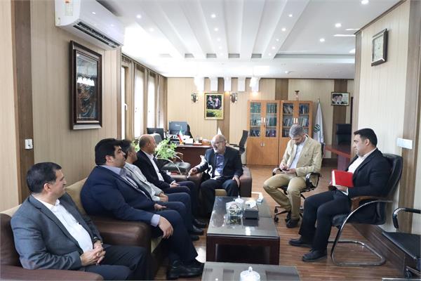 نشست صمیمانه مدیرعامل و اعضاء هیات مدیره با منطقه ۳ سازمان بازرسی کل کشور 6