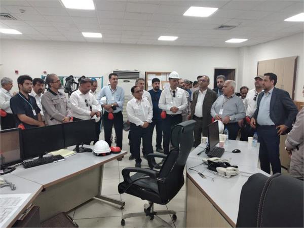 بازدید مدیرعامل شرکت نفت مناطق مرکزی ایران از مناطق عملیاتی نفت شهر و تنگ بیجار 4