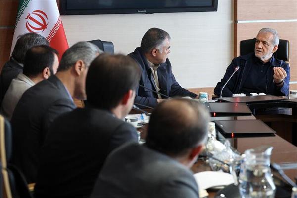 پایش‌های میدانی ریاست جمهوری از معاونان و مدیران ارشد وزارت نفت در حوزه انرژی کشور 2