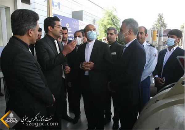 گزارش تصویری از روز سوم بیست‌وششمین نمایشگاه بین المللی نفت، گاز، پالایش و پتروشیمی 25