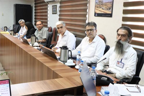 برگزاری جلسات مقدماتی مدیریت امور فنی در مناطق عملیاتی در رابطه با پیش بینی بهره دهی چاه ها 9