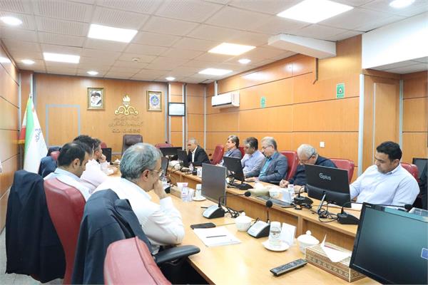 بازدید مدیر منطقه پنج عملیات گاز 8