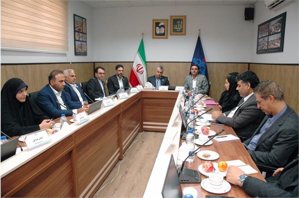 نشست مشترک با ارزیابان مدل تعالی سازمانی 16