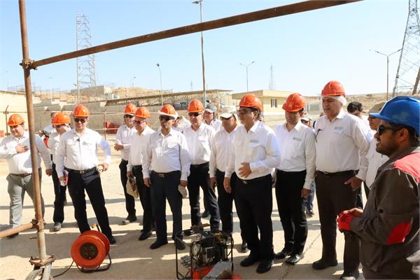 بازدید مدیر عامل از منطقه عملیاتی نار و کنگان 11