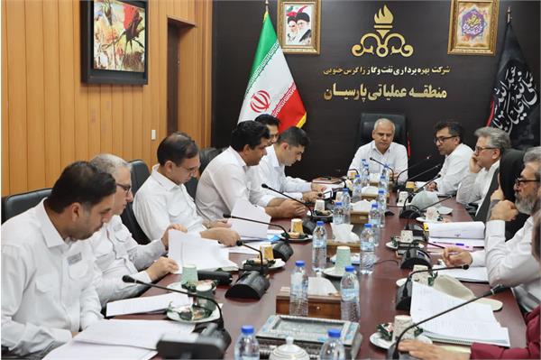 برگزاری جلسات مقدماتی مدیریت امور فنی در مناطق عملیاتی در رابطه با پیش بینی بهره دهی چاه ها 5