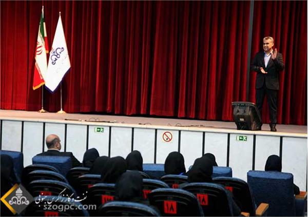 مراسم گرامیداشت ولادت حضرت زهرا (س) و روز زن در شرکت نفت مناطق مرکزی ایران 15