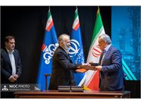 آیین امضای قراردادهای فشارافزایی میدان پارس جنوبی 4