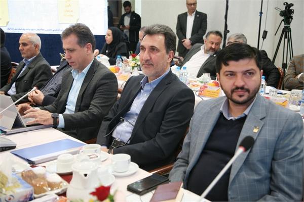 برگزاری نخستین همایش تخصصی و هم اندیشی مدیران برنامه ریزی شرکت ملی نفت ایران 18