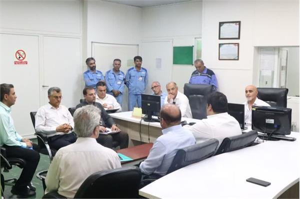 میز خدمت مدیریت منابع انسانی در منطقه عملیاتی نار و کنگان 2