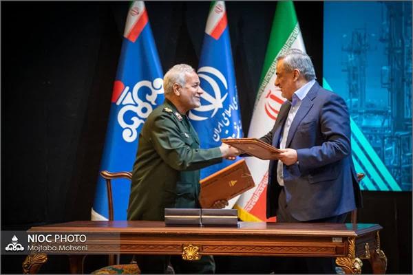 آیین امضای قراردادهای فشارافزایی میدان پارس جنوبی 2