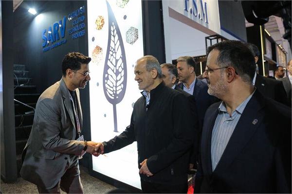 بازدید رئیس‌جمهوری از بیست‌ونهمین نمایشگاه نفت/ ۲ 21