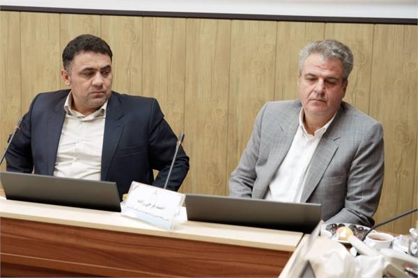 نشست صمیمی رئیس روابط عمومی شرکت ملی نفت ایران با کارکنان روابط عمومی نفت مناطق مرکزی 5