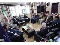 نشست صمیمی رئیس روابط عمومی شرکت ملی نفت ایران با کارکنان روابط عمومی نفت مناطق مرکزی 11