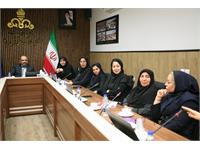 تقدیر از برگزیدگان مسابقات ورزشی بانوان بالای ۲۶ سال شرکت نفت مناطق مرکزی ایران 10