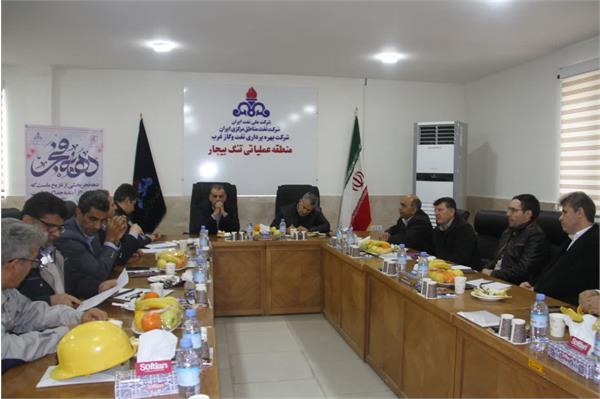 بازدید مدیر عامل نفت مناطق مرکزی از میدانهای گازی تنگ بیجار ، باباقیر و بانکول 9