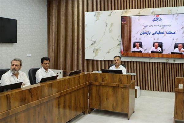 نشست مدیر عامل زاگرس جنوبی و هیات همراه با مدیریت پالایشگاه گاز پارسیان 16