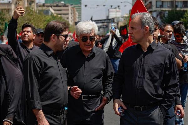 حضور وزیر نفت در مراسم تشییع آقای شهید ایران 12