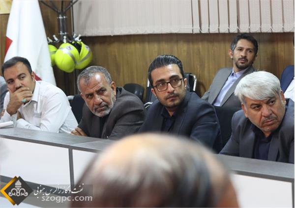 بازدید استاندار فارس از منطقه خشت 2