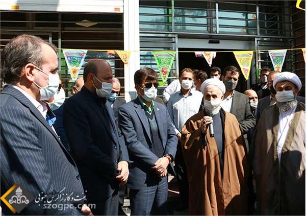 بازدید امام جمعه موقت تهران از نمایشگاه از ولادت تا ولایت زاگرس جنوبی 6