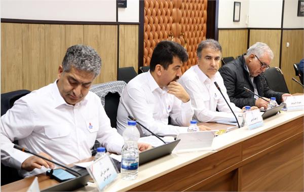 نشست پیش بینی بهره دهی چاه های نفت و گاز شرکت بهره برداری نفت و گاز غرب 17