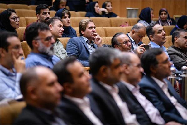 نشست خبری مدیرعامل شرکت نفت مناطق مرکزی ایران 5