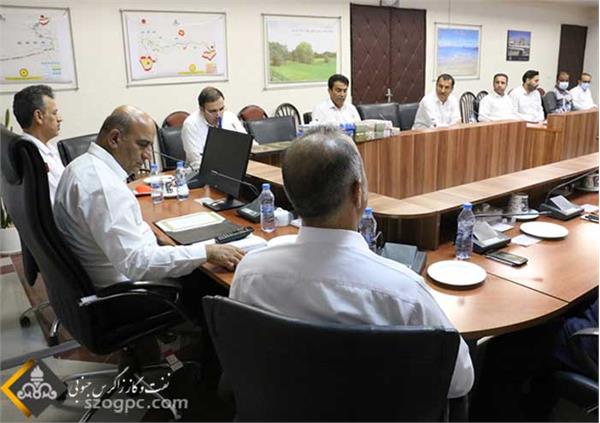 تجلیل از فعالان محیط زیستی منطقه عملیاتی نار و کنگان 6