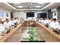 بازدید مدیر عامل از منطقه عملیاتی نار و کنگان 19