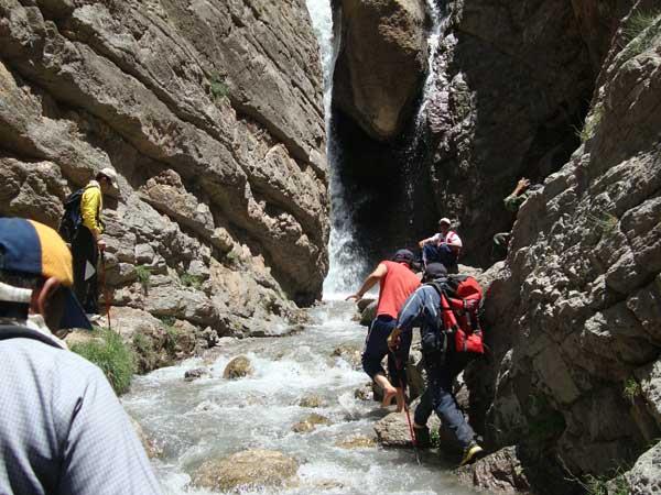 صعود گروه کوهنوردی منطقه عملیاتی پارسیان 16