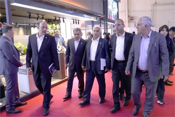 سومین روز بازدید مدیر عامل از بیست و نهمین نمایشگاه صنعت نفت 8