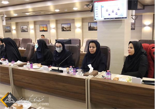 جلسه امور بانوان با مشاور امور بانوان وزارت نفت 18