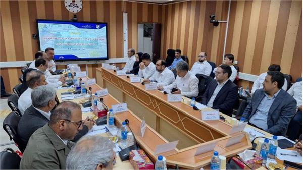 بازدید مدیرعامل شرکت نفت مناطق مرکزی ایران از ستاد شرکت بهره برداری نفت و گاز غرب 6