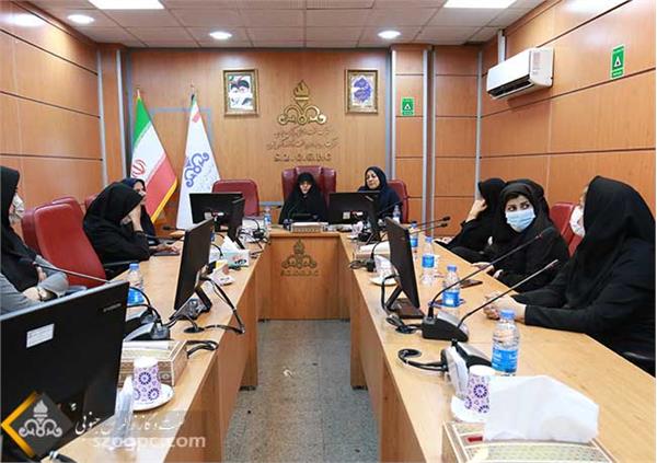 برگزاری سمینار تقویت عزت نفس در بانوان توسط زاگرس جنوبی 1